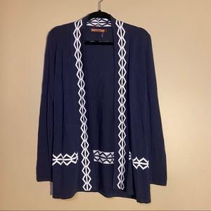 🌻2/$20 Belldini Navy and White Cardigan
